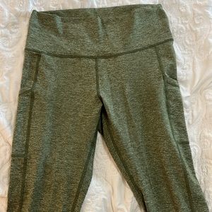 Aerie Chill Play Move Pocket Leggings